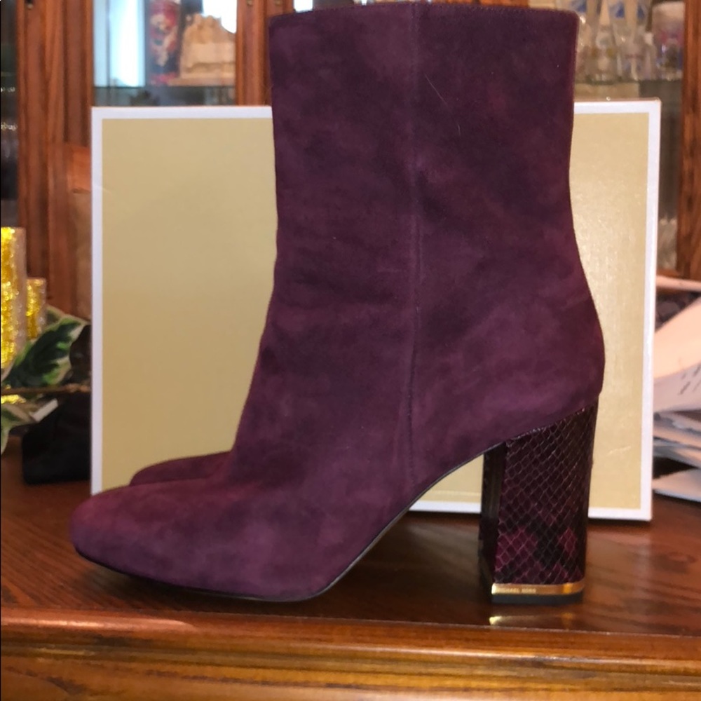 Michael Michael Kors Maroon/ Plum Booties